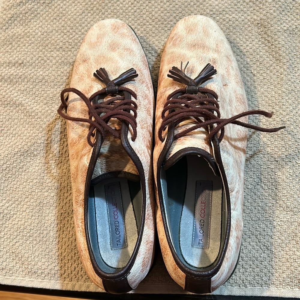 Ladies golf shoes